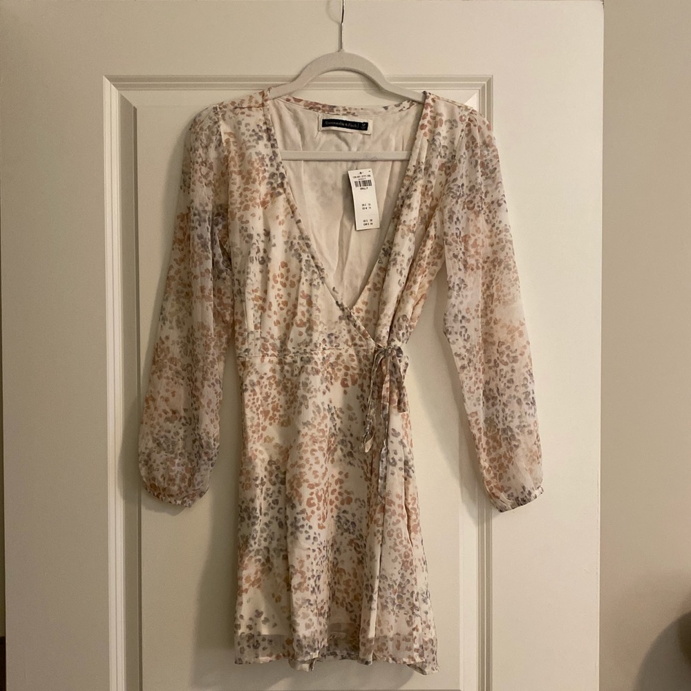 Abercrombie & Fitch Chiffon Wrap Dress